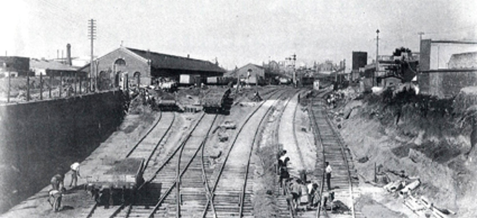 Galpón ferroviario N°4 de la Estación Once, febrero de 1904.